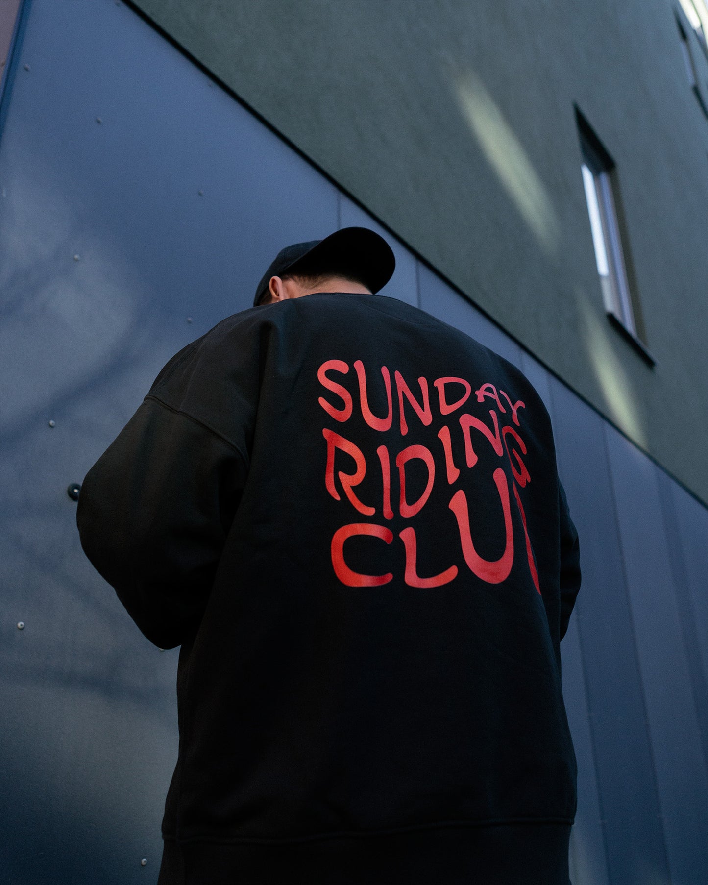 SUNDAY RIDING CLUB SWEATSHIRT